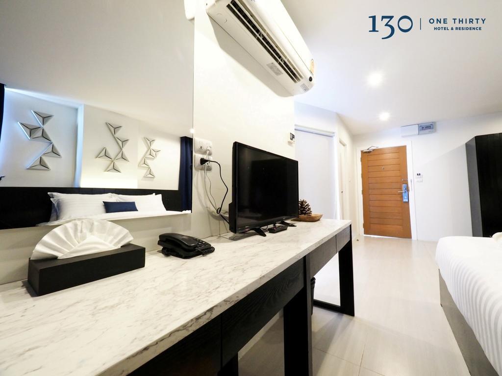 130 Hotel&Residence Bangkok Bagian luar foto