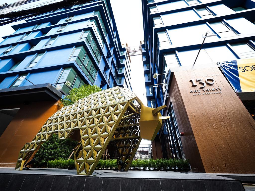 130 Hotel&Residence Bangkok Bagian luar foto